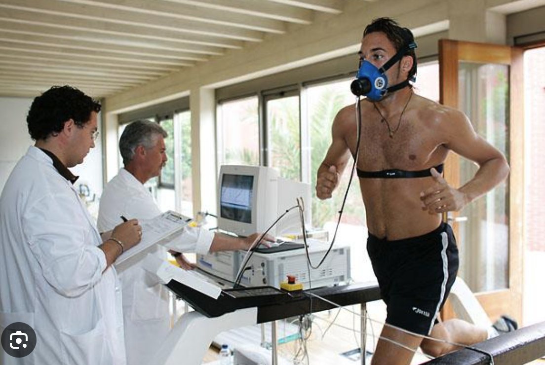 Prueba de VO₂ máx con máscara en cinta de correr